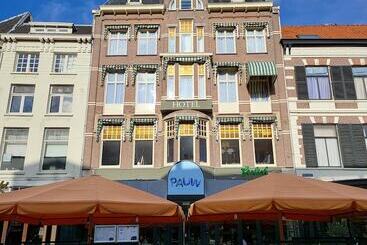 فندق Pauw
