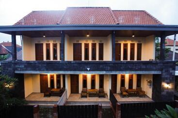 پانسیون Arsuma Guest House
