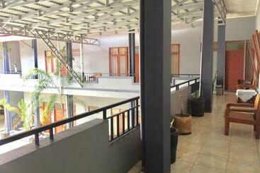 پانسیون Sola Gracia Guest House & Kost