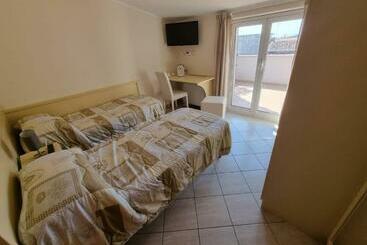 B&b E Casa Vacanza Al Castello
