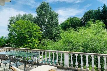 B&b La Villarella Dei Tulipani