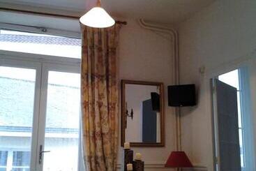 تختخواب و صبحانه Maison Lapeyriere