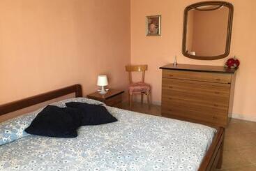 تختخواب و صبحانه Villa Eden