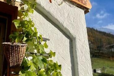 هتل Ferienwohnung Angstingerhof