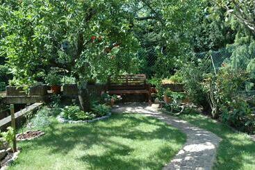 Mirabelle Bed & Breakfast