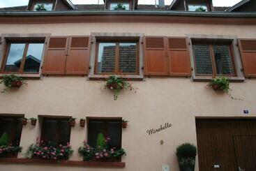 Mirabelle Bed & Breakfast