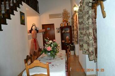 تختخواب و صبحانه Casa Da Maria