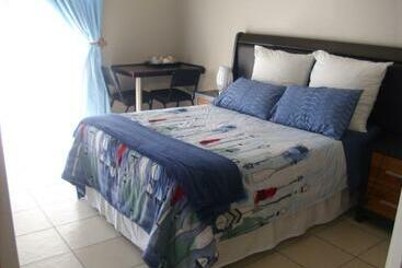 پانسیون Tropical Paradise Guest House