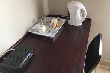 پانسیون Tropical Paradise Guest House