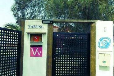 پانسیون Warung