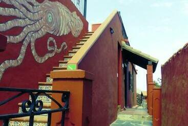 پانسیون Warung