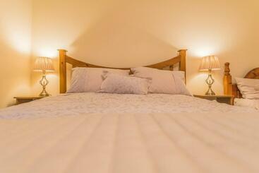 Dorney S B&b