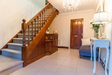 Dorney S B&b