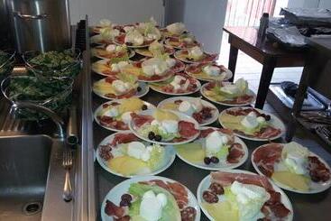هتل Agriturismo La Stragola