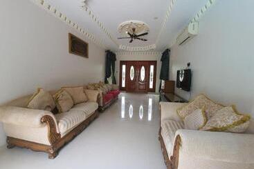 Hotel Alia Express Villa Temila