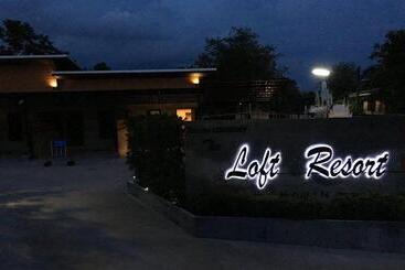 پانسیون The Loft Resort Kabin Buri