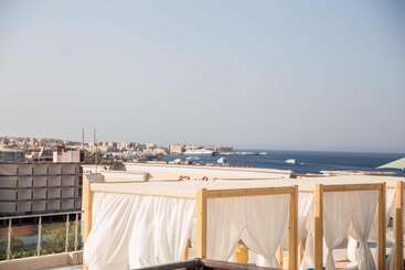 Redcon Suites
