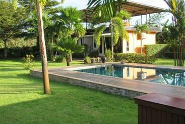 استراحتگاه B&b Forest Hill Khao Yai