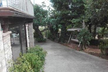 هتل Agriturismo Cerquaglia