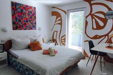 پانسیون Apartments & Rooms Saša