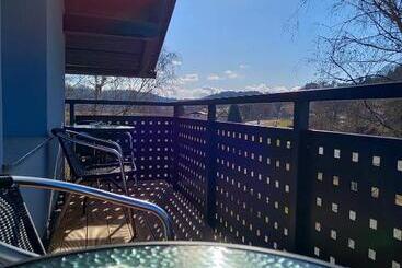 پانسیون Apartments & Rooms Saša