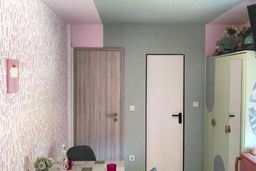 پانسیون Apartments & Rooms Saša