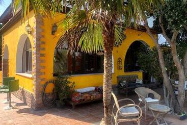 تختخواب و صبحانه Higos Chumbos, Casa Rural Compartido