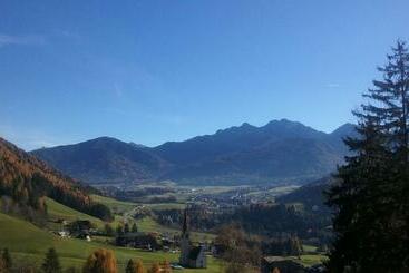 هتل Thalerhof