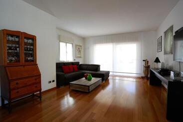 پانسیون L Ippocampo Guest House