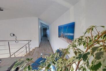 پانسیون Seahorse Guesthouse