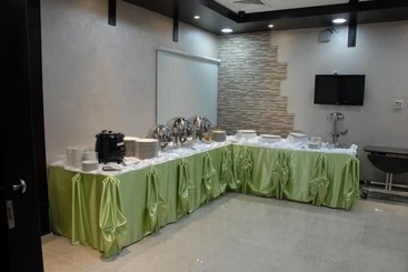 Al Hayat Hotel Suites