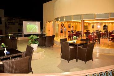 Dive Inn Resort