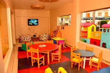 Dive Inn Resort