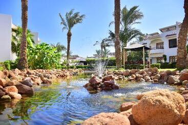 Dive Inn Resort