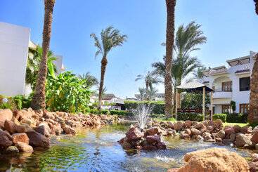 Dive Inn Resort