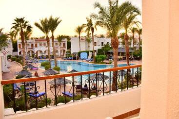 Dive Inn Resort