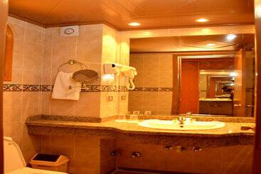 Dive Inn Resort