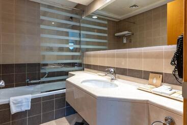 Grand Bellevue Hotel Apartment Dubai