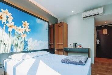 Hi Hotel Dot