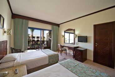 هتل Amphoras Beach   Ultra All Inclusive