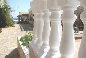 هتل Blue Beach Club