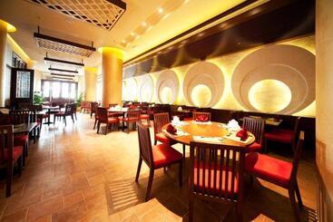 هتل City Seasons Al Hamra