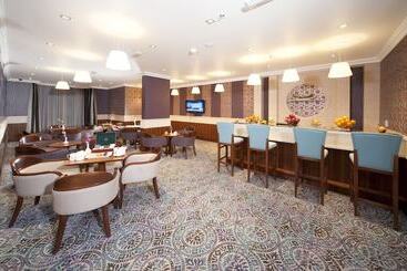 هتل City Seasons Al Hamra