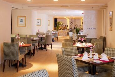 هتل City Seasons Al Hamra
