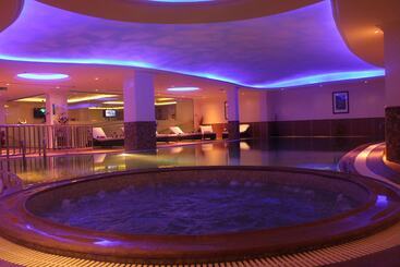 Doubletree By Hilton Hotel Dhahran