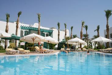 هتل Falcon Hills