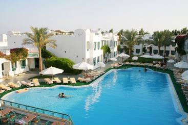 هتل Falcon Hills