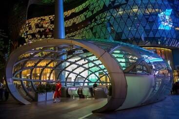هتل Far East Plaza Residences