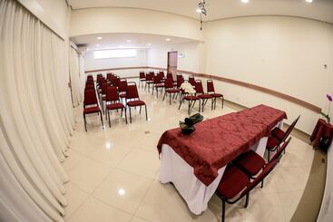 هتل Faria Lima Flat Service