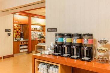 هتل Hampton Inn By Hilton Queretaro Tecnologico